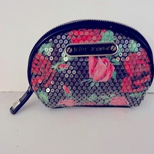 BETSEY JOHNSON MAKE UP PURSE